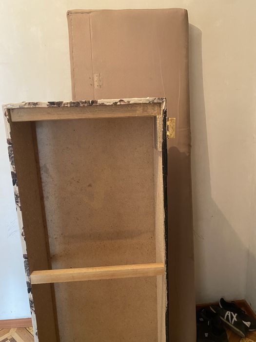 Продам диван в хорошем состоянии