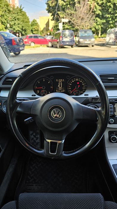 Volkswagen Passat 2.0 TDI Comfortline DPF DSG