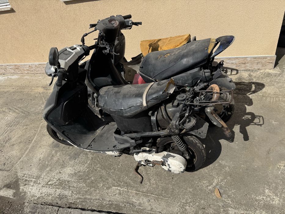 Скутери, yamaha, peugeot, за части
