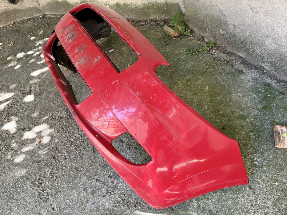 Подарявам предна броня Fiat grande punto 2005-2012