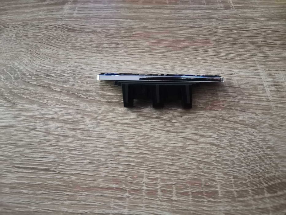 Audi Quattro емблема за решетка сребро