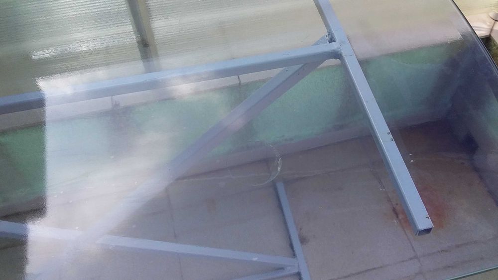 Масичка за терасичка. Стъклена маса. 120х70х77см