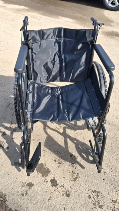 Продам инвалидность коляску
