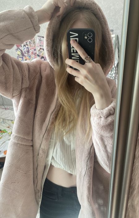 продам розовую эко-шубу