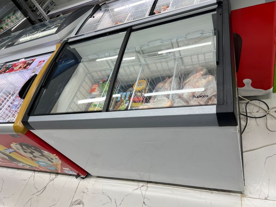 Морозильник отличный