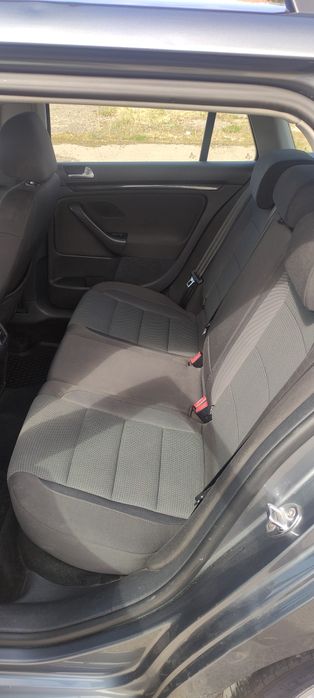 Vând Golf 6 variant  1.6tdi