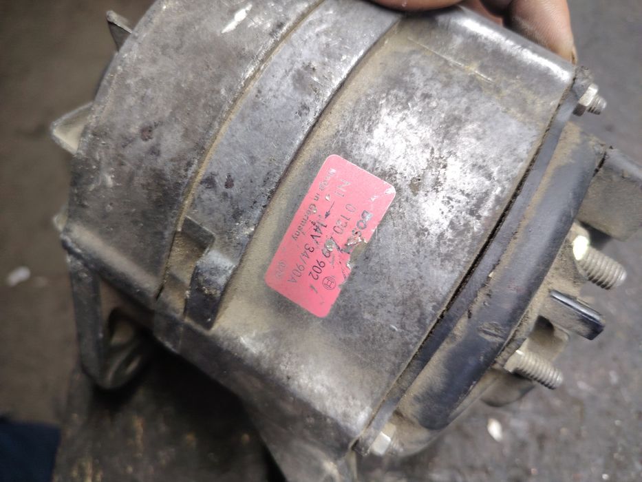 Генератор Bmw e34