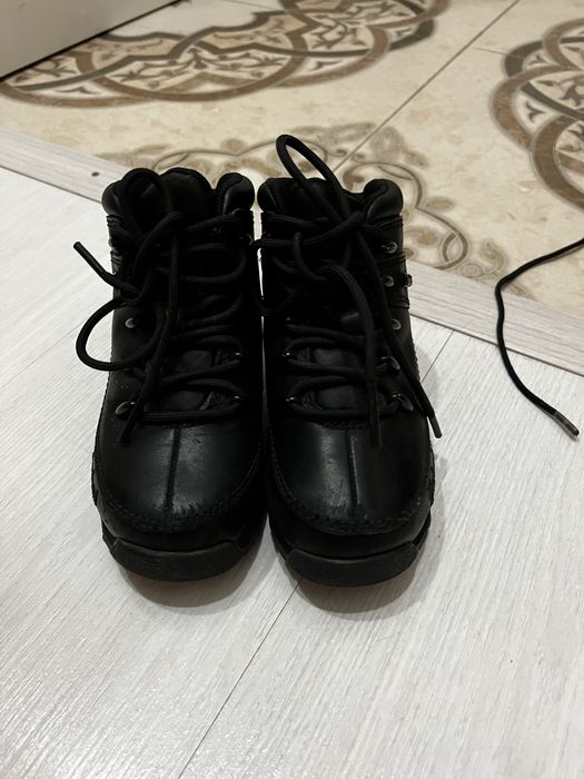 Продаю ботинки унисекс для мальчика и девочки