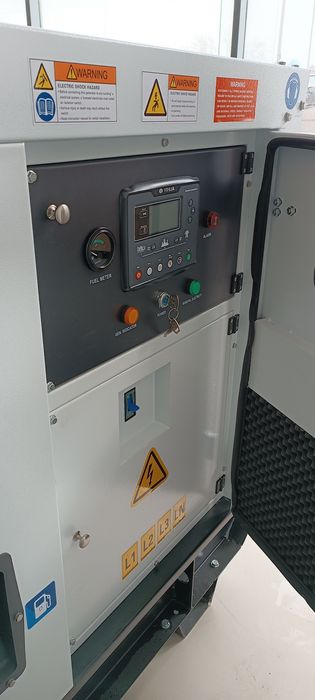 Дизельный генератор 50кв Yihua Genset с АВР 42кВТ. Движок generator dv