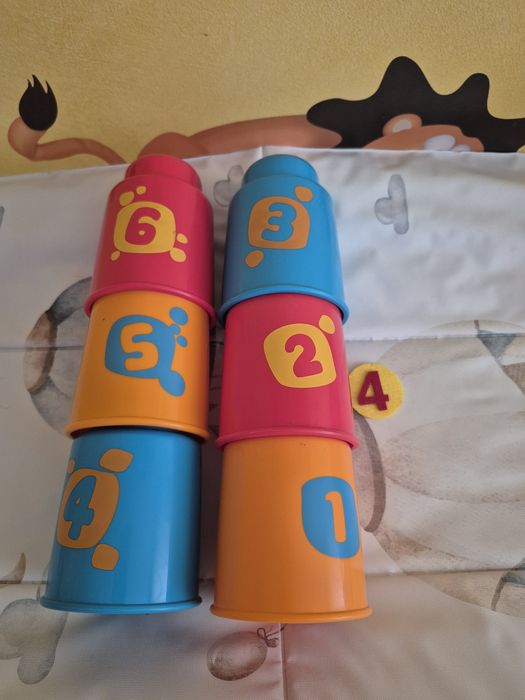 Занимателни играчки - цени по снимка и в коментари