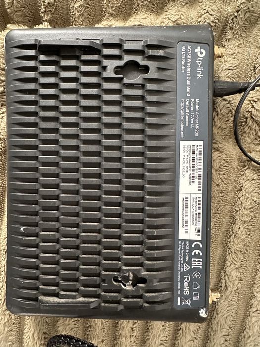 Продам роутер tp link