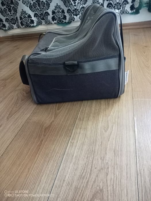 Geantă pentru cei mai buni prieteni câini și pisici