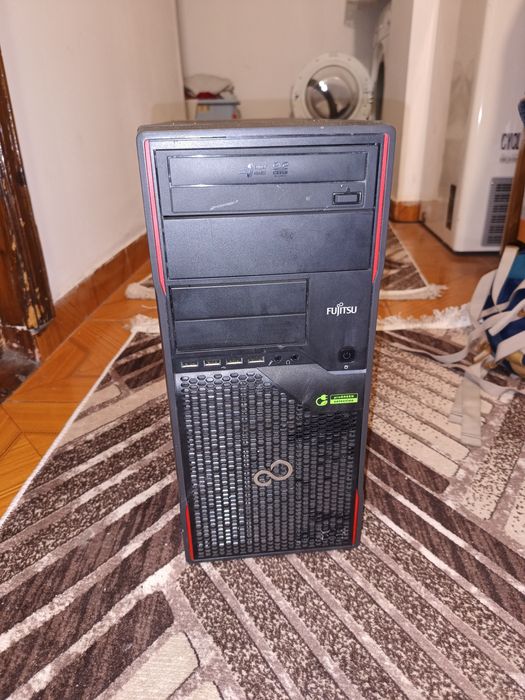 Fujitsu ESPRIMO P900 / PC Office