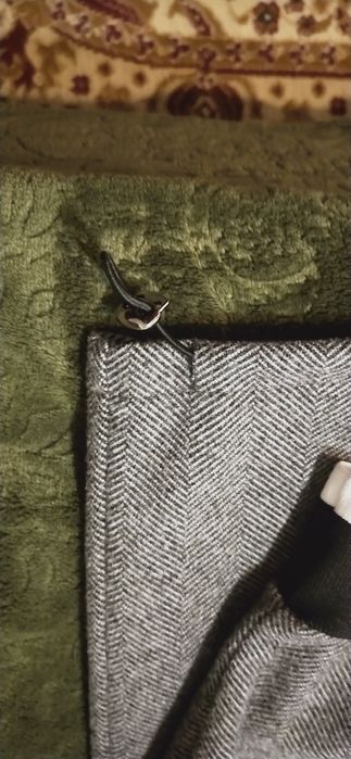 Модный бомбер продам.