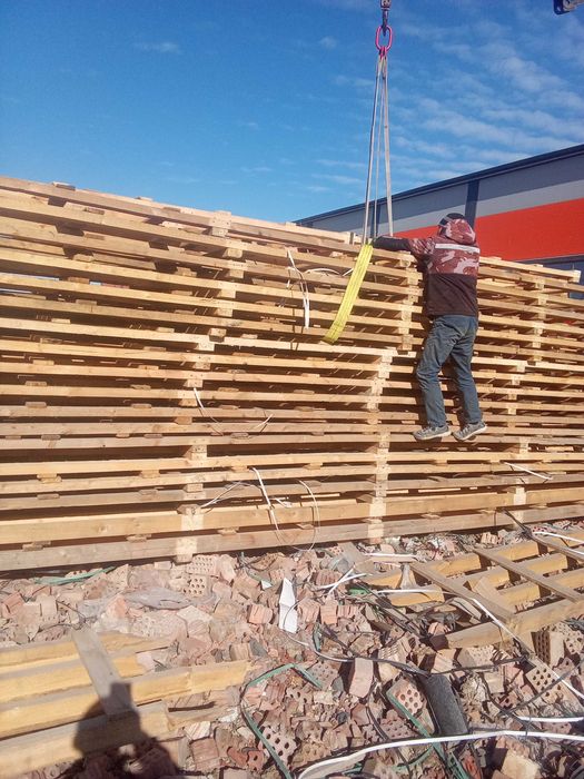 Продам Поддоны на разбор