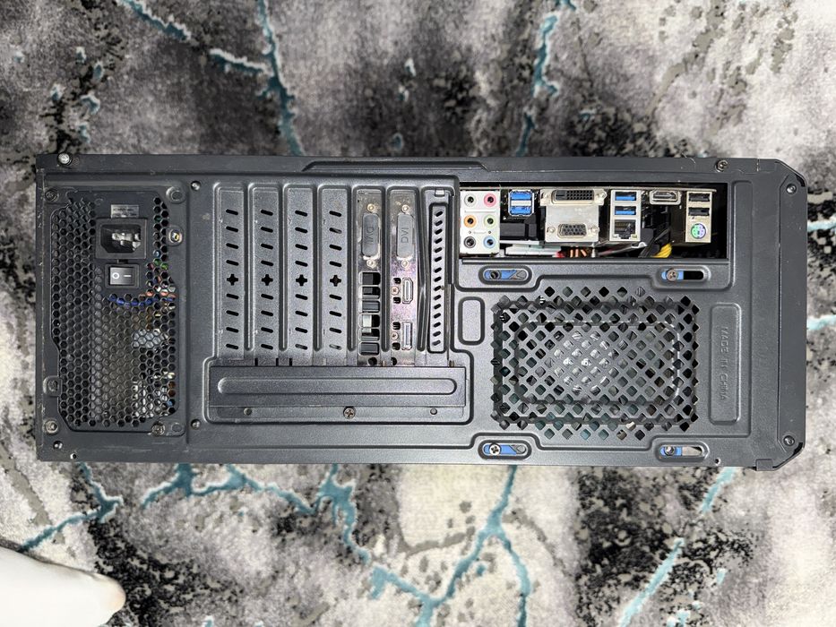 Pc Gaming Funtioneaza Impecabil bun pentru Office , Cs2 , GtaV etc