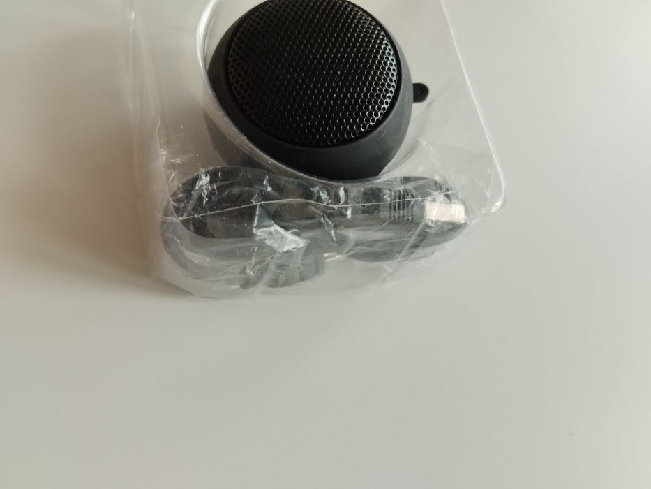 Продавам мини сгъваеми тонколонки