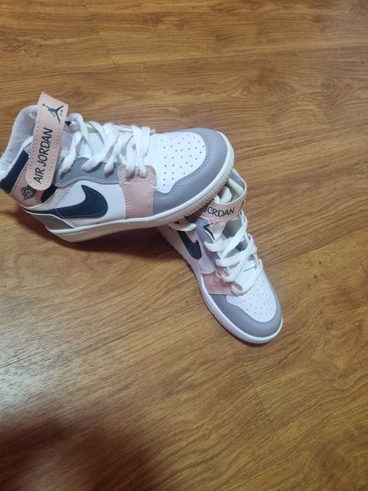 Adidași Air Jordan copii