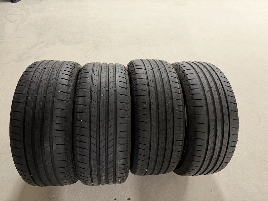 Продавам 4 бр летни гуми Bridgestone Turanza 225/45/17