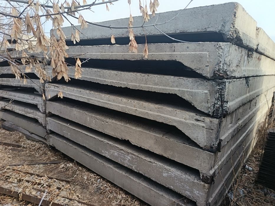 Продам  плиты  6на3  6на 1.5