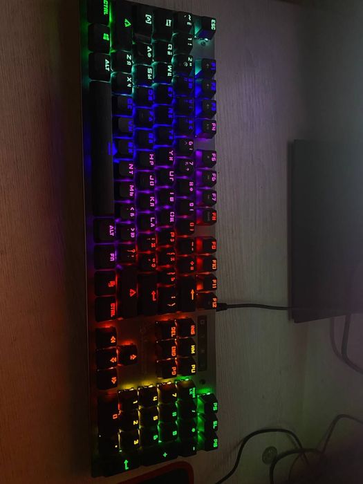 Продаю компьютер ( i5-10400 + rtx 3050 )