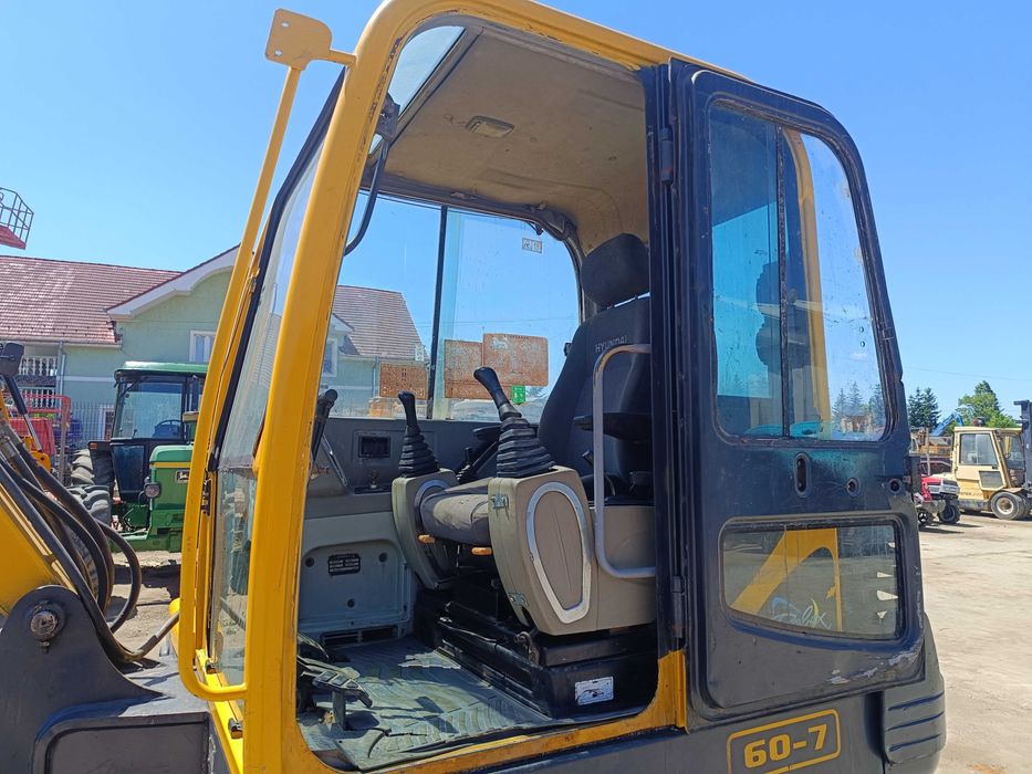 Miniexcavator pe senile Hyundai 60-7, 6 tone, 2008