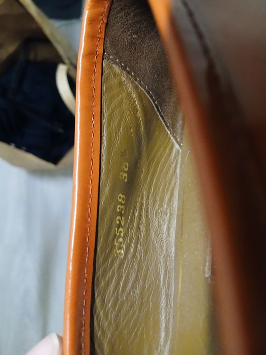 Pantofi de piele Gucci, marime 39