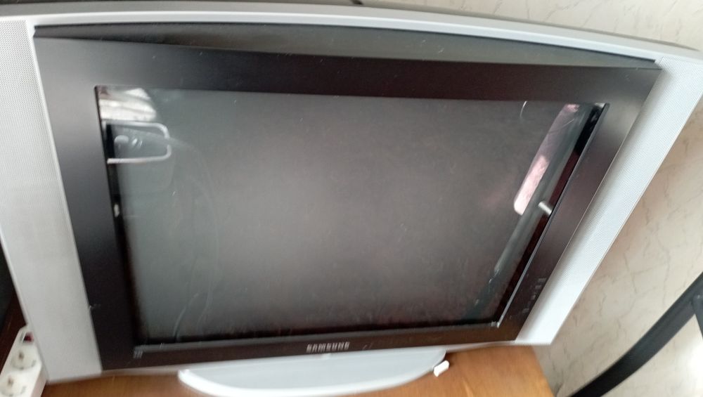 Продам телевизор.