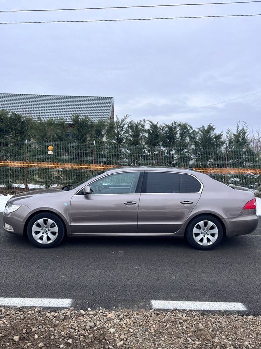 Vând skoda superb