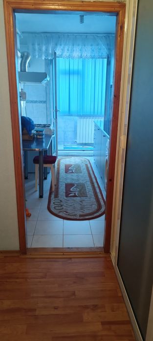 Vind apartament Galati micro 13 Bloc C10 scara 4 etaj 3