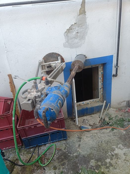 Gaură hotă centrală