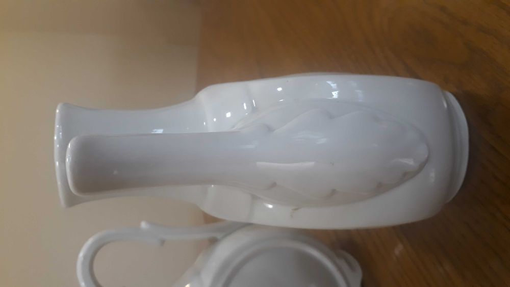 Каничкa български порцелан