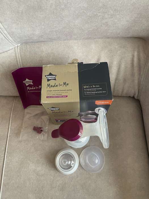 Помпа за кърма Tommee Tippee