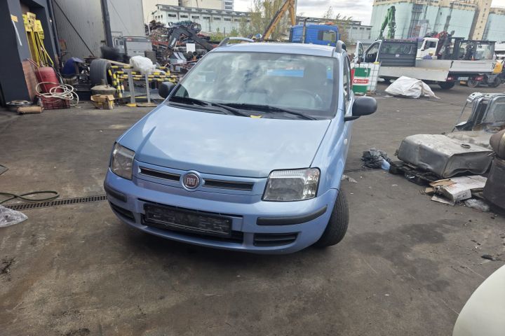 Aripa fata stanga Fiat Panda 2011 1.2 MT (60 hp)