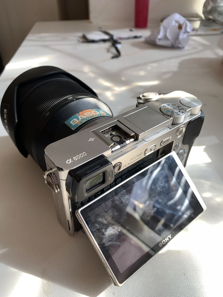 Sony a6000 + объектив 28/70 мм - Цифровые фотоаппараты Большой Чаган на Olx