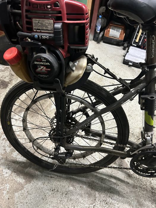 Продам велосипед на бензиновом двигателем