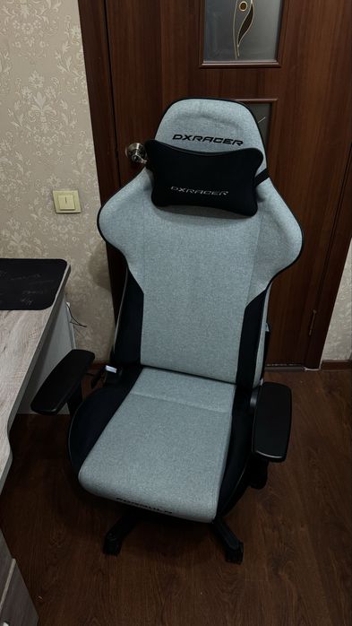 Игровое кресло Dxracer Formula