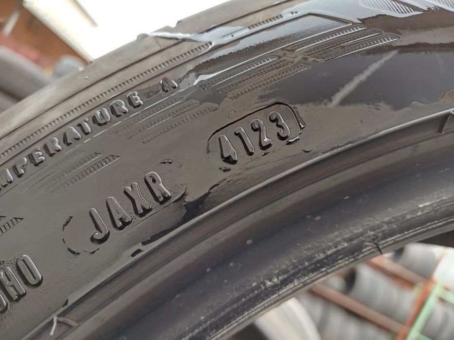 Гуми 235/45/18 Гудиар