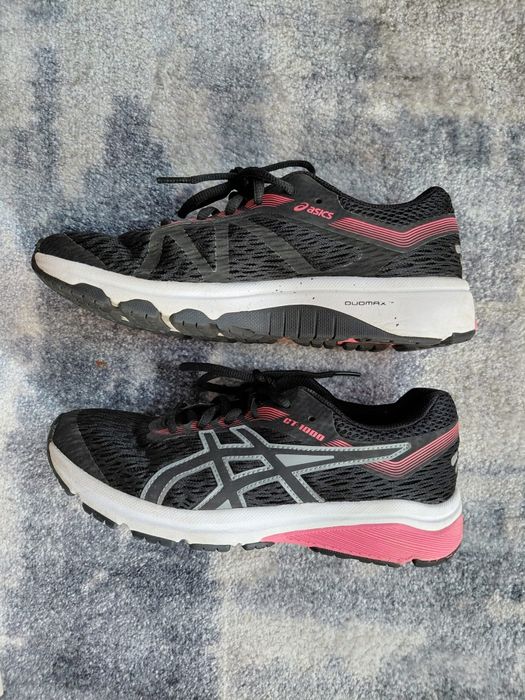 Asics маратонки 37.5 номер