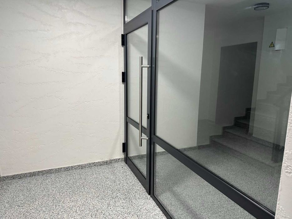 Тристаен апартамент с АКТ 16