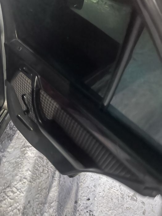 Мерс w124 на полном ходу