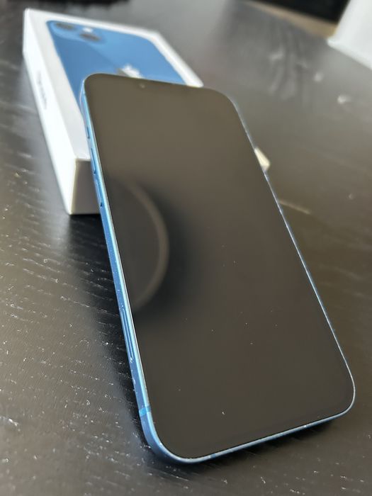 Iphone 13 Blue version