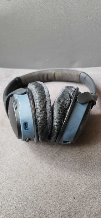 BOSE AE2 SoundLink Casti Fuctionale se vand de piese urme de uzura 65 lei