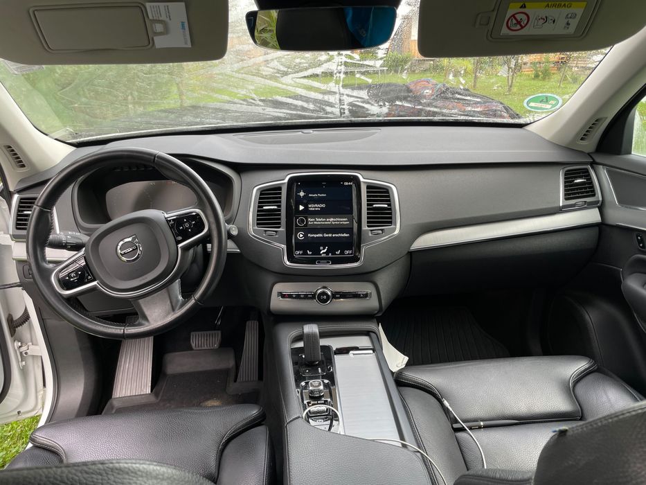 Volvo Xc 90 mild Hibryd preț plus Tva nu suntem dealer auto