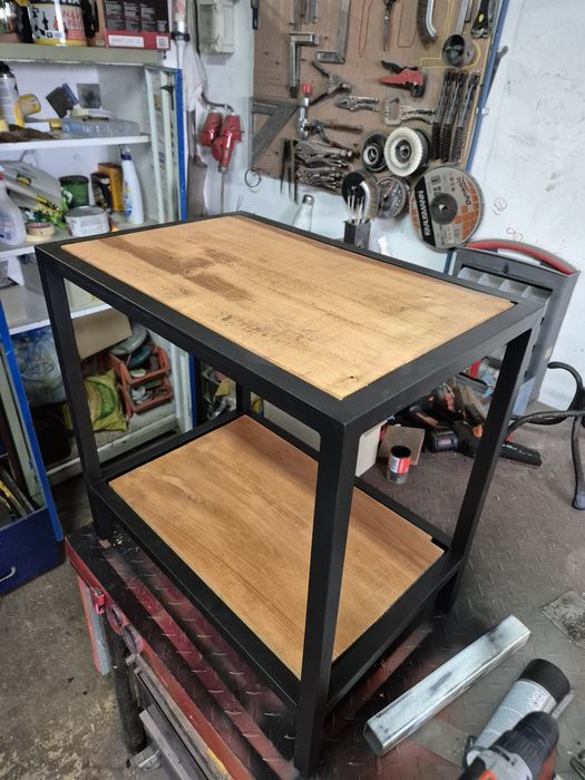 Рафтове,стелажи, библиотеки, зскачалки и различни мебели от желязо и д