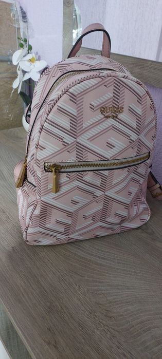 Раница Guess Vikky