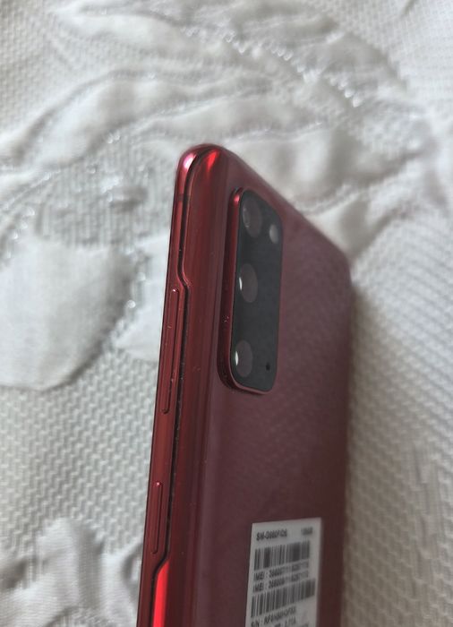 Продам Samsung S20