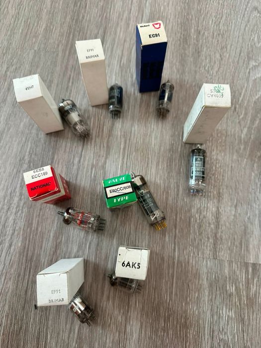 Lot tuburi/ lampi  electronice vechi