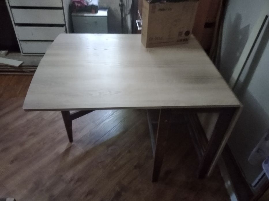 Стол книжка (бабочка)