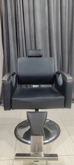220$ Srochno Sotiladi: 2 846 800 so’m